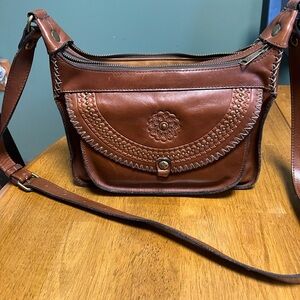 Patricia Nash Camila shoulder/crossbody.